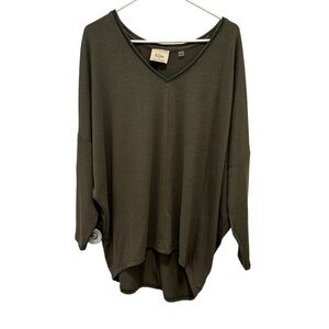 Eli Tahari drop shoulder V neck top L